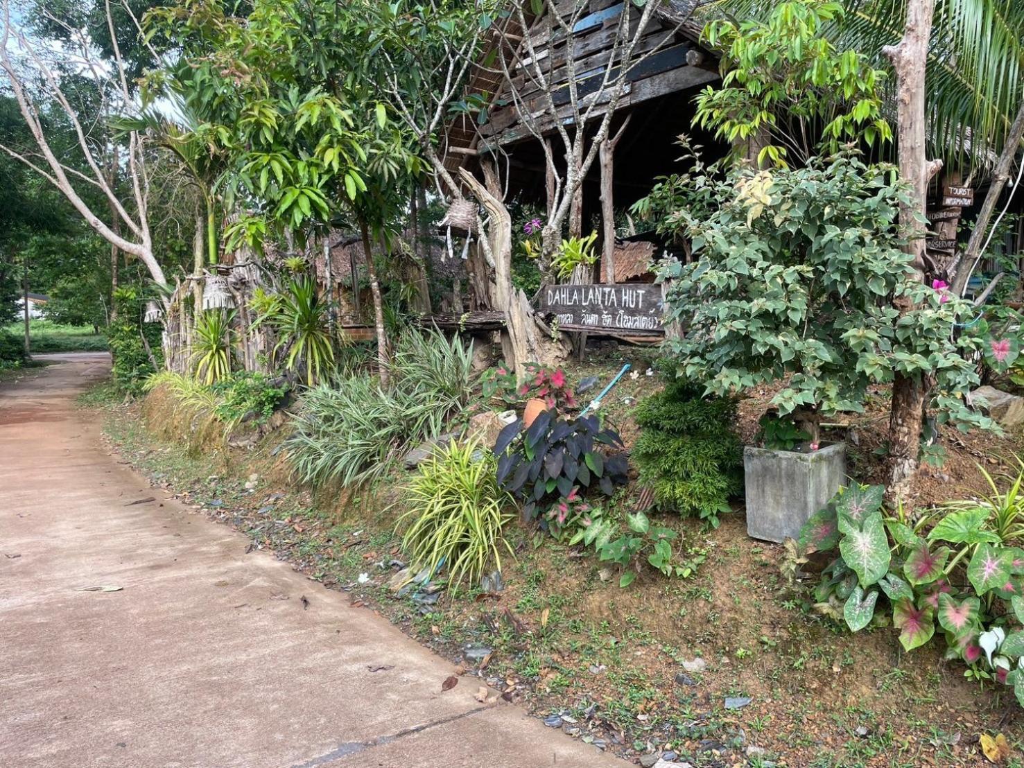 Dahla Lanta Hut * Ko Lanta